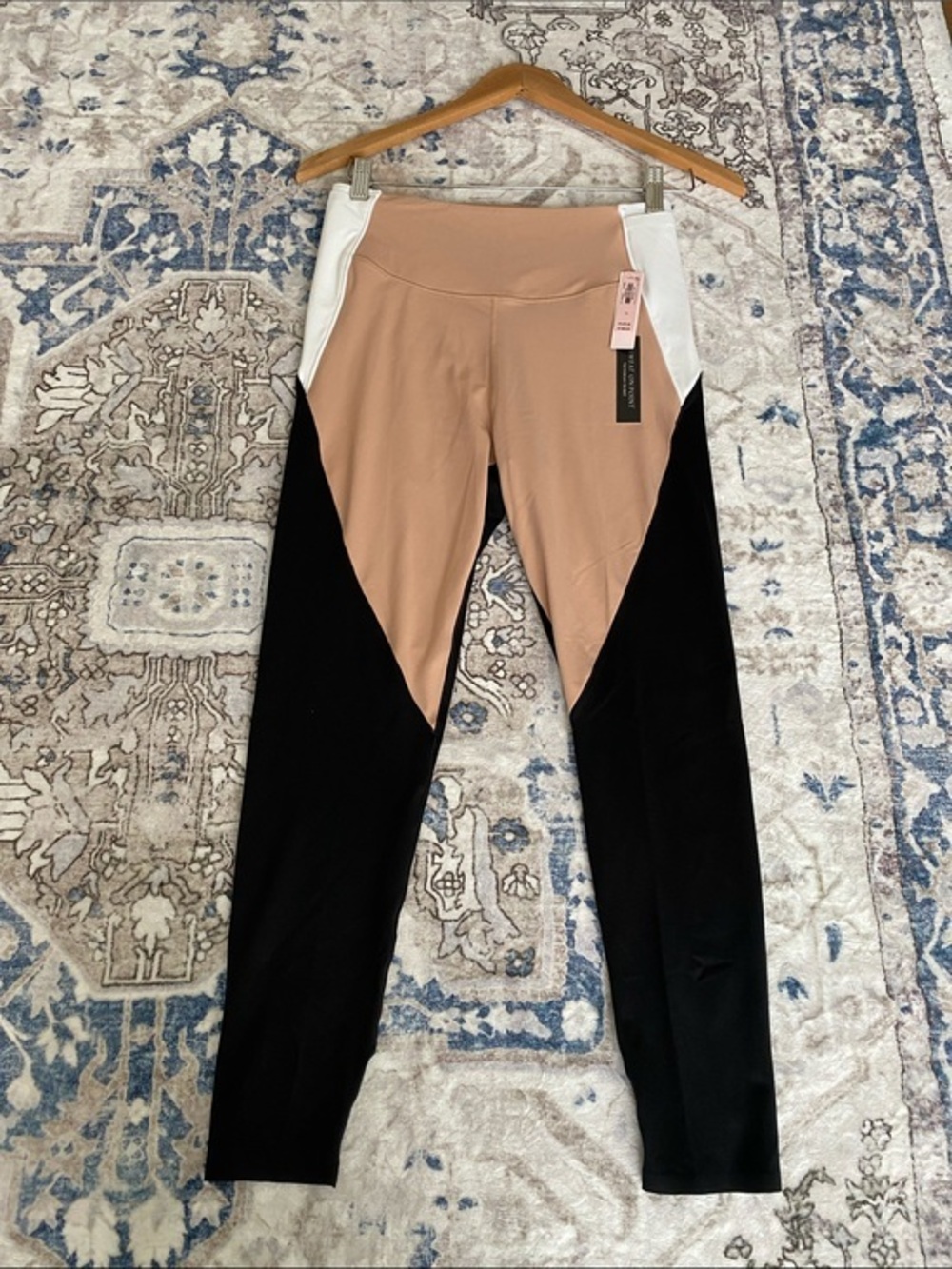 NWT Victoria's Secret Tan, White & Black Colorblock High-Rise 7/8 Leggings